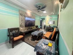 Blk 528 Jurong West Street 52 (Jurong West), HDB 3 Rooms #593576891